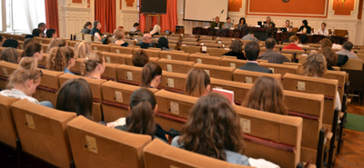 konferencia Győrött