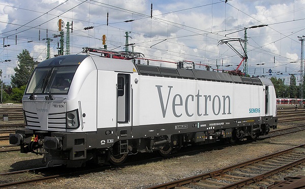 Szerződést kötött a GYSEV Zrt. a magyarországi és az ausztriai Siemensszel új villamos mozdonyok gyártására