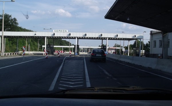 Súlykorlátozást vezet be Ausztria a soproni és a kópházi határárkelőknél