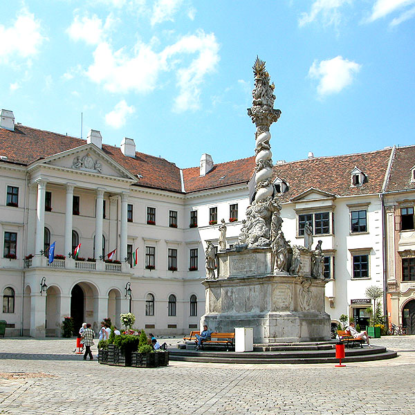 Sopron főtere átalakul a római Fórummá.