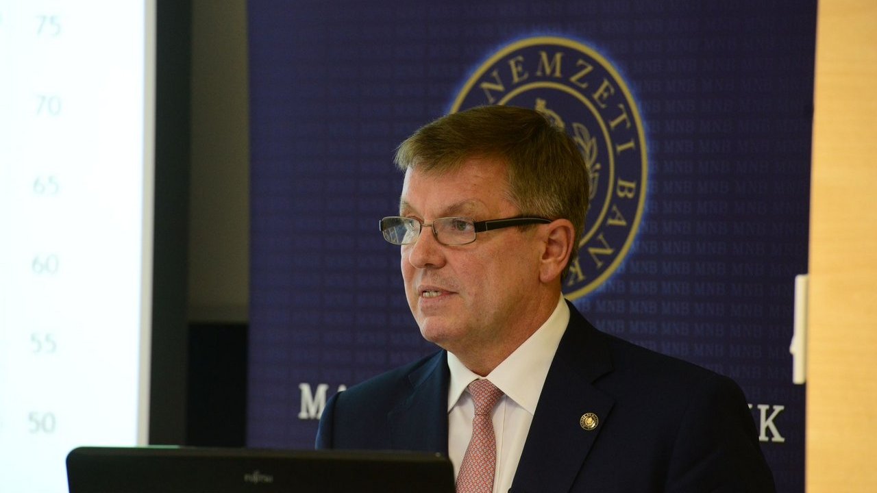 Matolcsy Győrben: együttműködési megállapodást kötött a jegybank és a győri egyetem