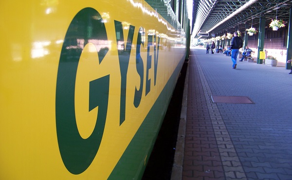 A GYSEV Zrt. új villamos mozdonyok gyártására kötött szerződést