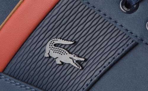 A Lacoste cipő könnyű és sportos viselet