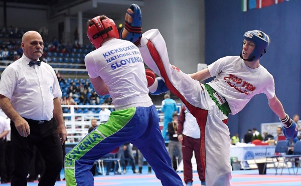 Közel 1600 versenyző a győri utánpótlás kick-box Eb-n