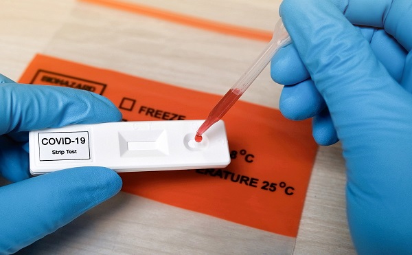 Ism&eacute;t munk&aacute;ba &aacute;llt Győr polg&aacute;rmestere