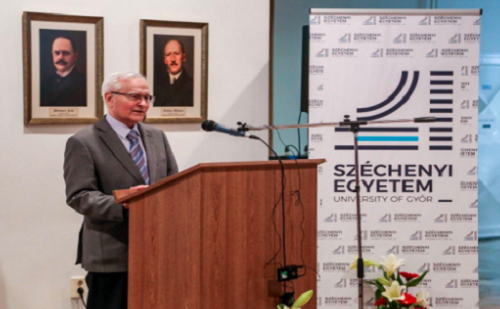 Új épületet avattak a győri egyetemen